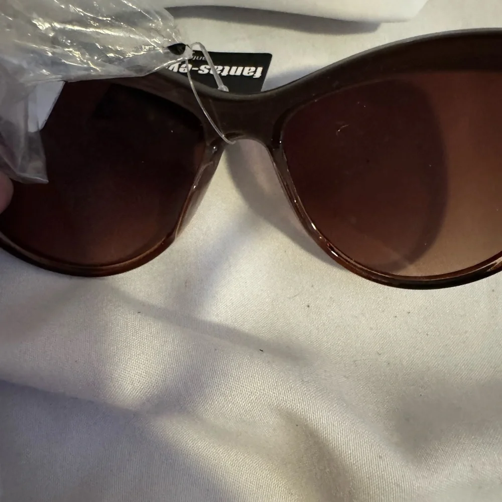 Women’s brown Sunglasses